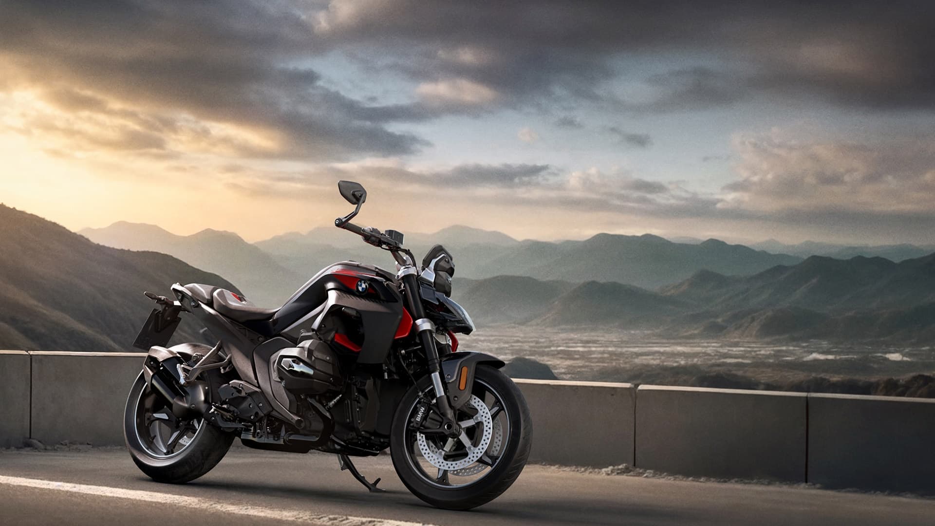 R 1300 R